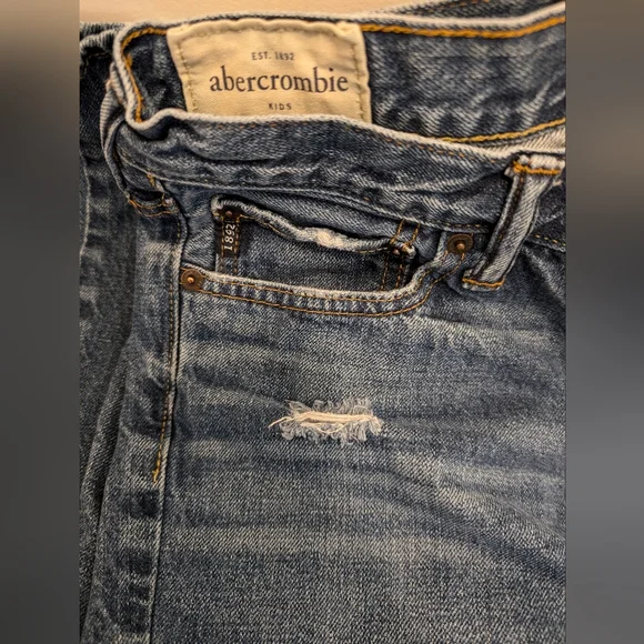 Abercrombie Kids Size 16 - Picture 2 of 6